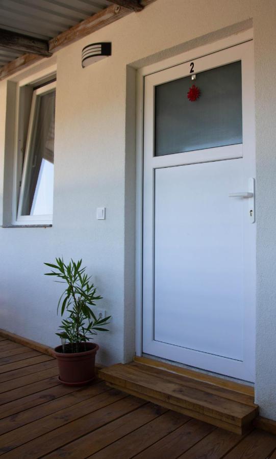 Koller Apartmanház Sárvár Esterno foto