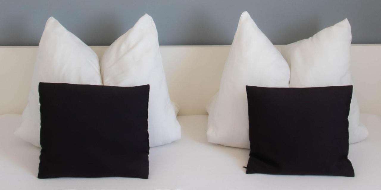 Koller Apartmanház Sárvár Esterno foto