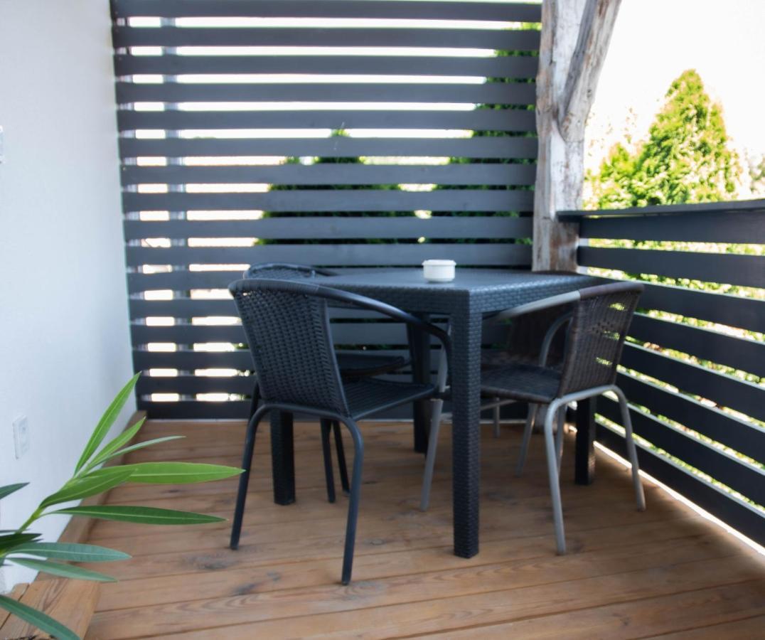 Koller Apartmanház Sárvár Esterno foto