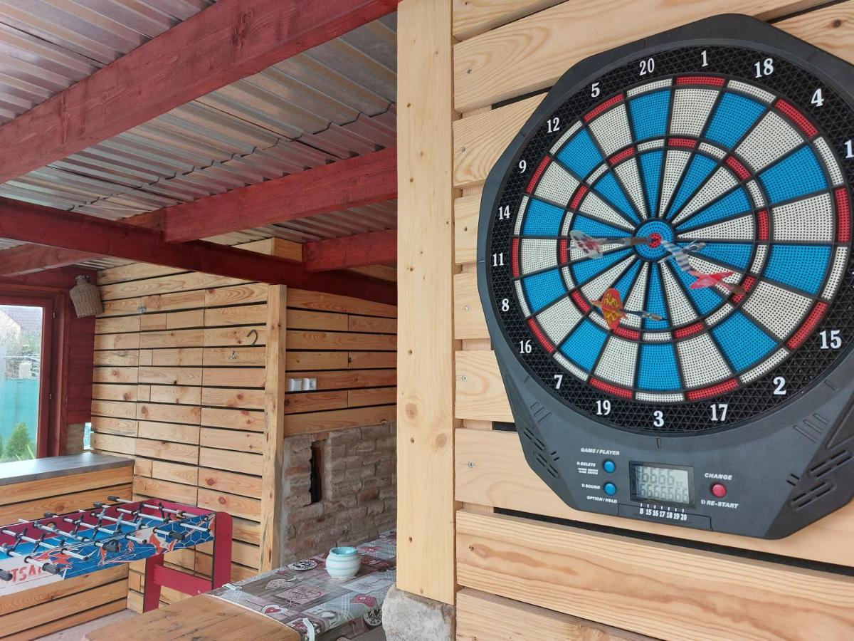 Koller Apartmanház Sárvár Esterno foto