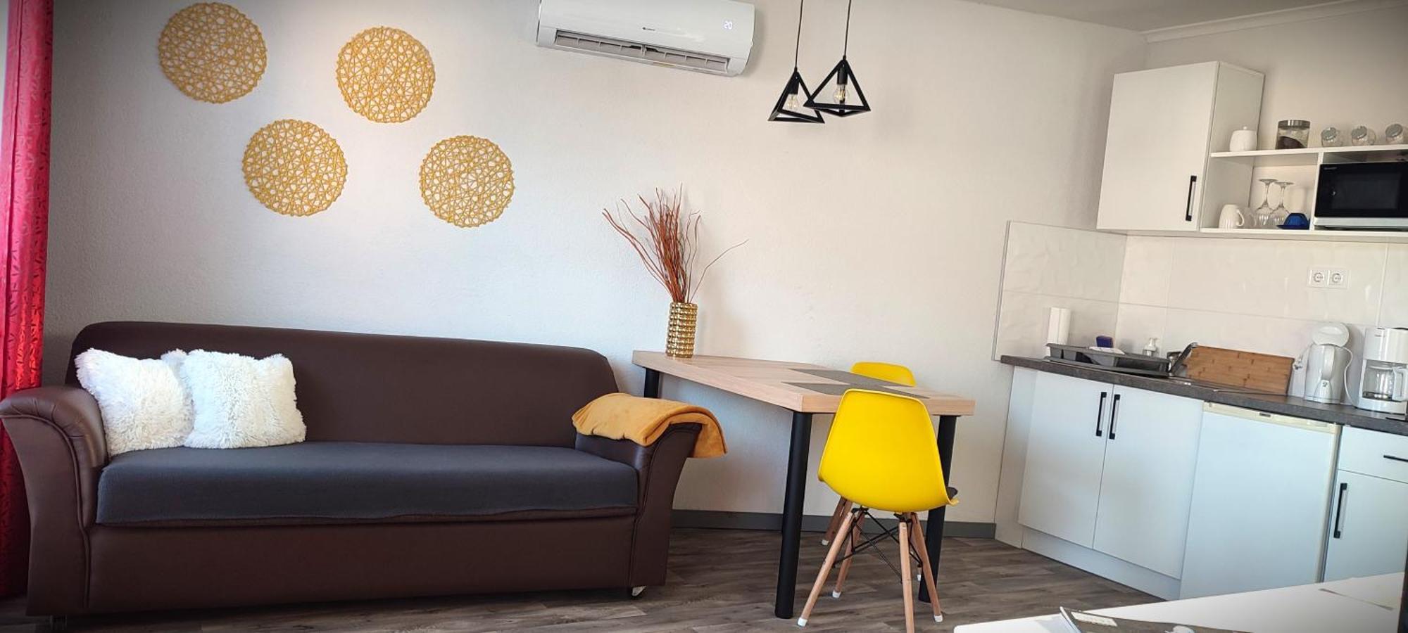 Koller Apartmanház Sárvár Esterno foto